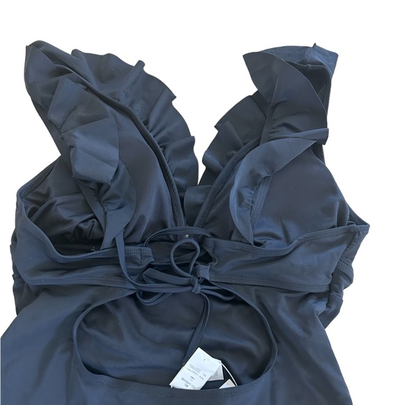 Cupshe Women's Ruffled Lace up One Piece Swimsuit Black, XL, NWT - Picture 4 of 6